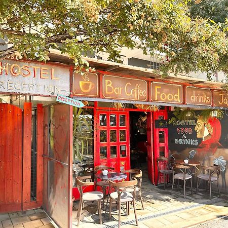 Divina Hostel ティラナ エクステリア 写真